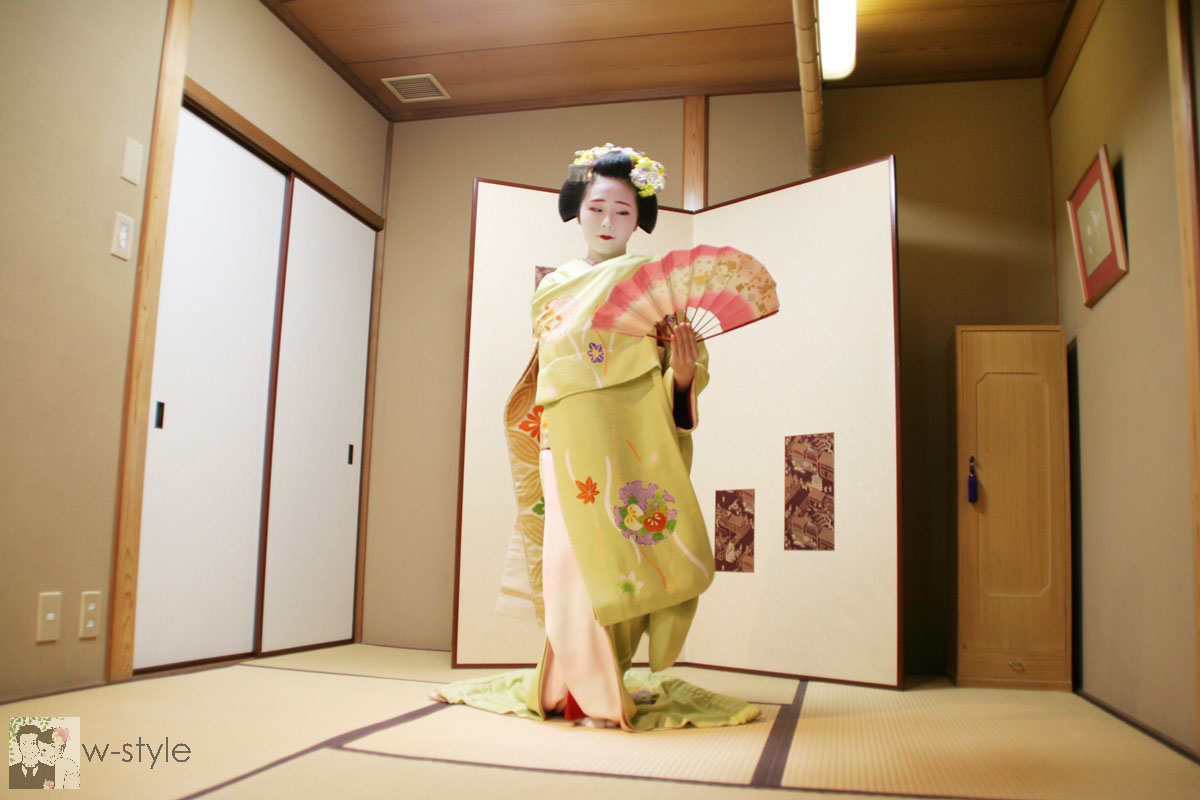 舞妓・芸妓配信 [ MAIKO Live Service ] 日本の伝統と文化を学ぶ